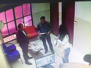 Foto nota de esclarecimento